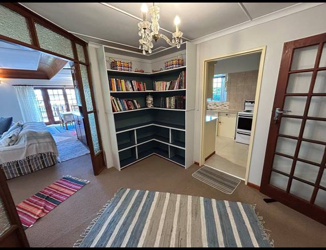 4 BEDROOM HOUSE FOR SALE IN PARADISE BEACH